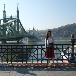 Meet your Posher, Laura